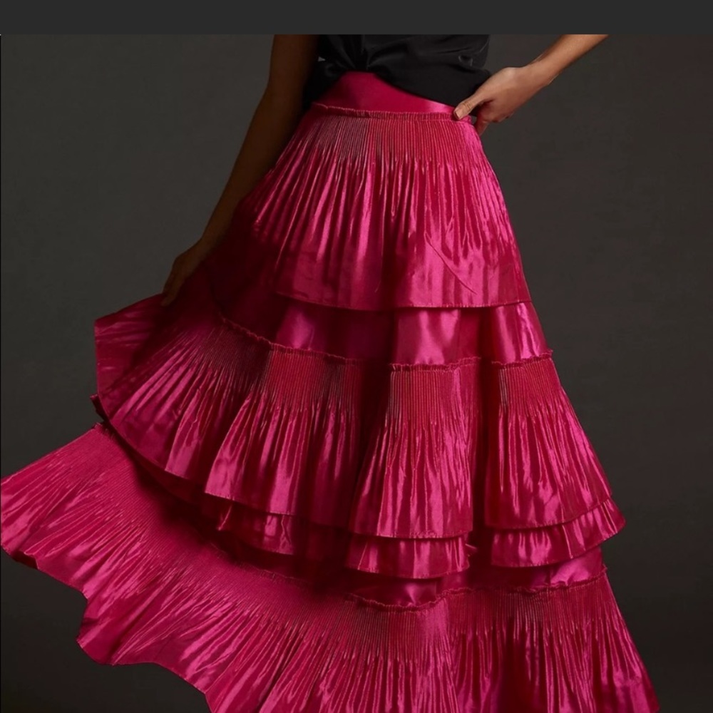 Mare Mare Tiered Skirt